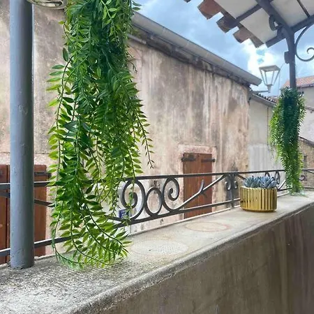 La Maison Dans Les Remparts Sainte-Eulalie-de-Cernon Extérieur photo