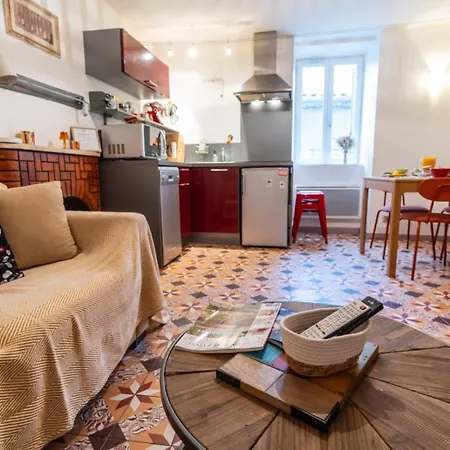 La Maison Dans Les Remparts Sainte-Eulalie-de-Cernon Extérieur photo